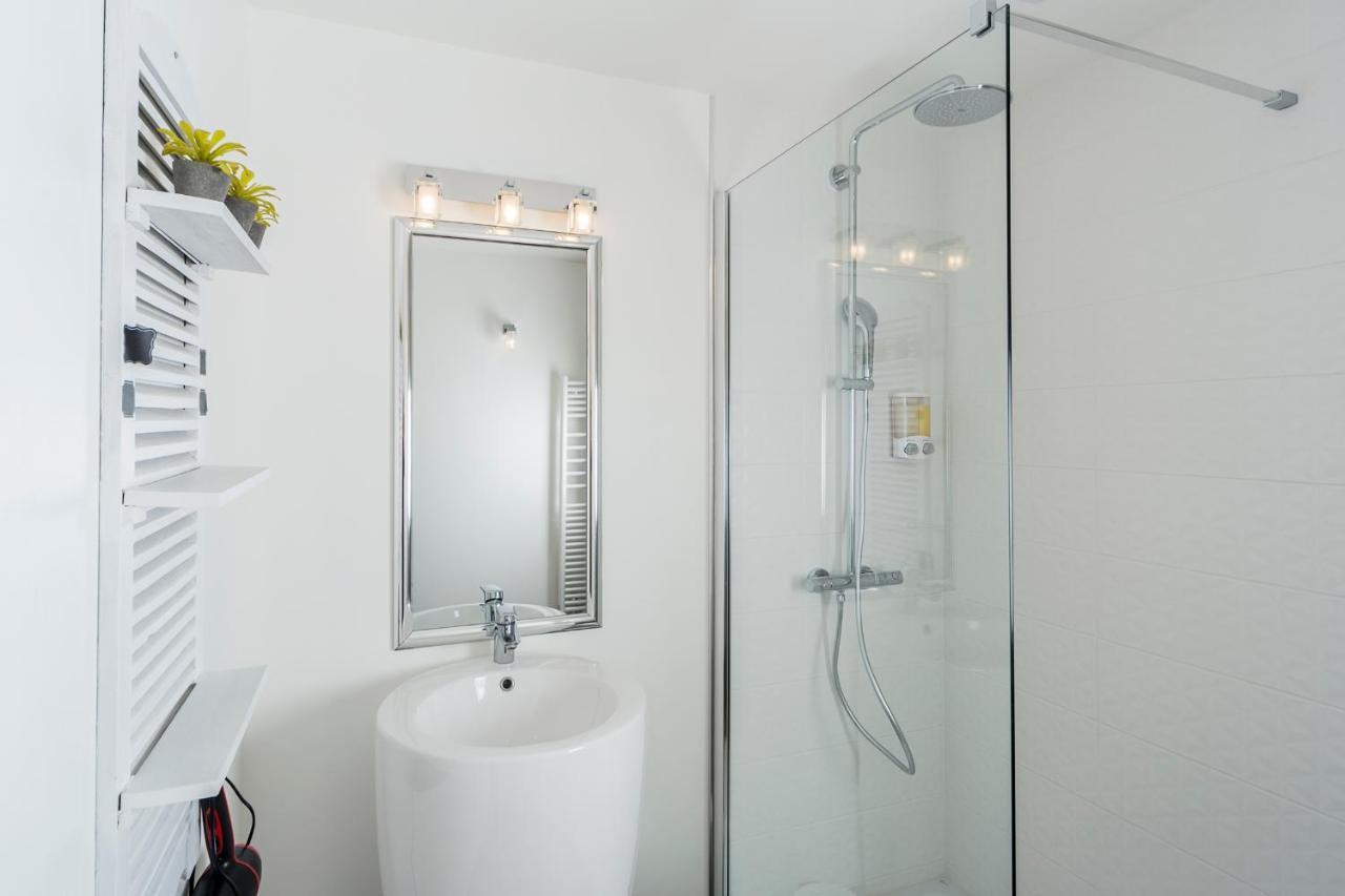 Les Terrasses Suite Et Loft De Campagne Avon-les-Roches Bagian luar foto